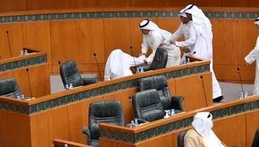 کتک ‌کاری در پارلمان کویت + تصاویر