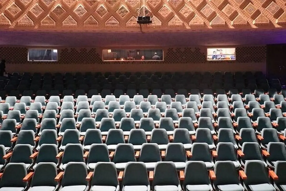 بازگشایی تئاتر‌ها در تهران از ۱۲ فروردین با تغییر دسته‌بندی شغلی