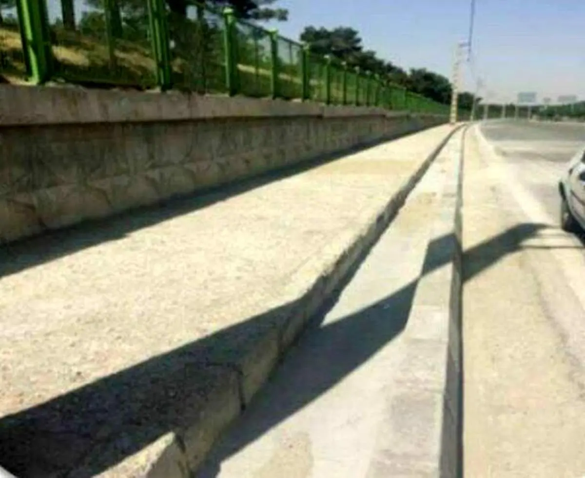 احداث و بهسازی شبکه آبهای سطحی منطقه ۱۳