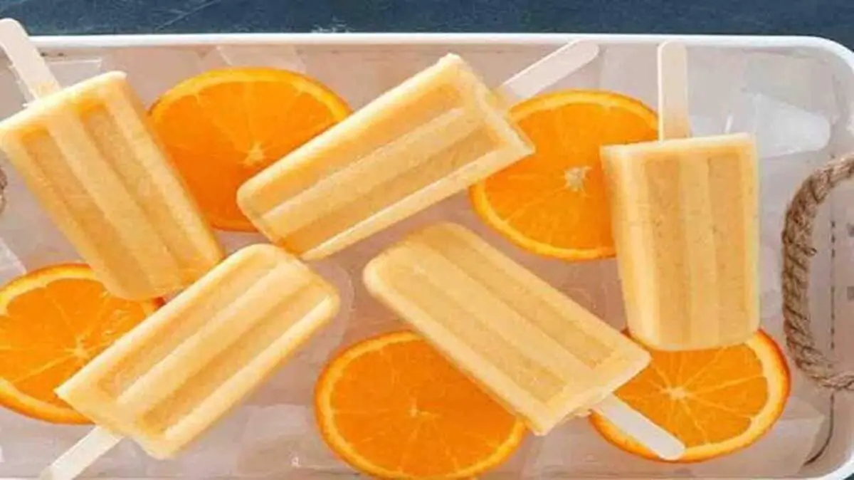 طرز تهیه بستنی گلابی با پرتقال یا لیمو