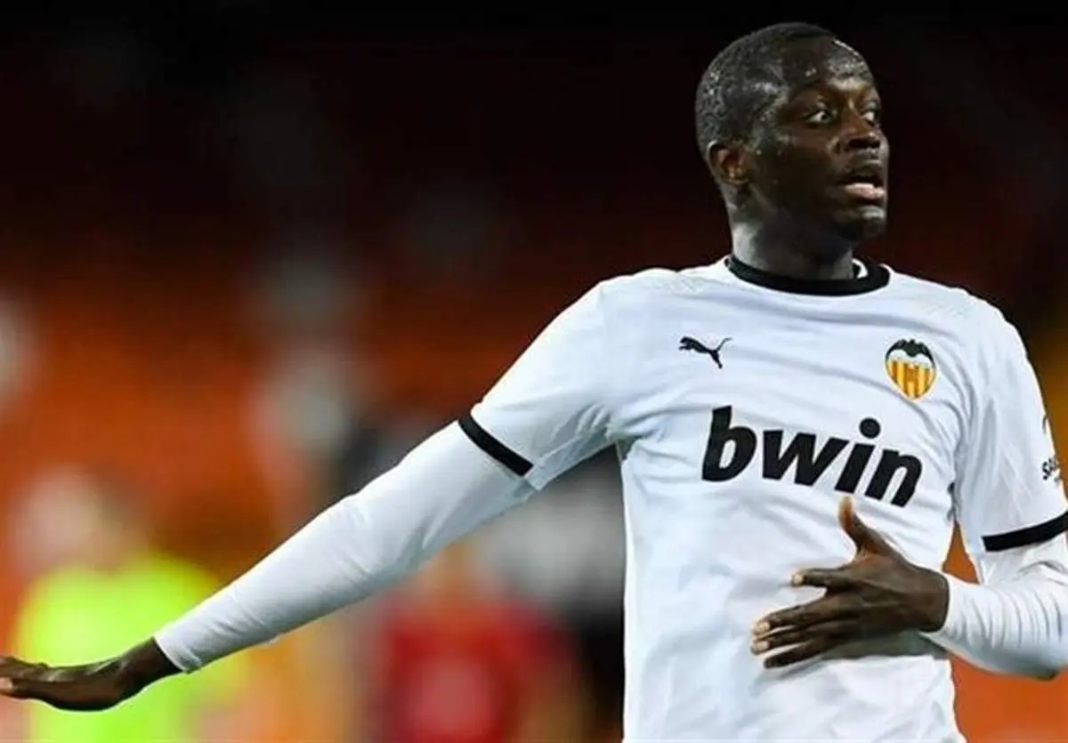 جنجال نژادپرستانه بازی کادیس - والنسیا را متوقف کرد + عکس