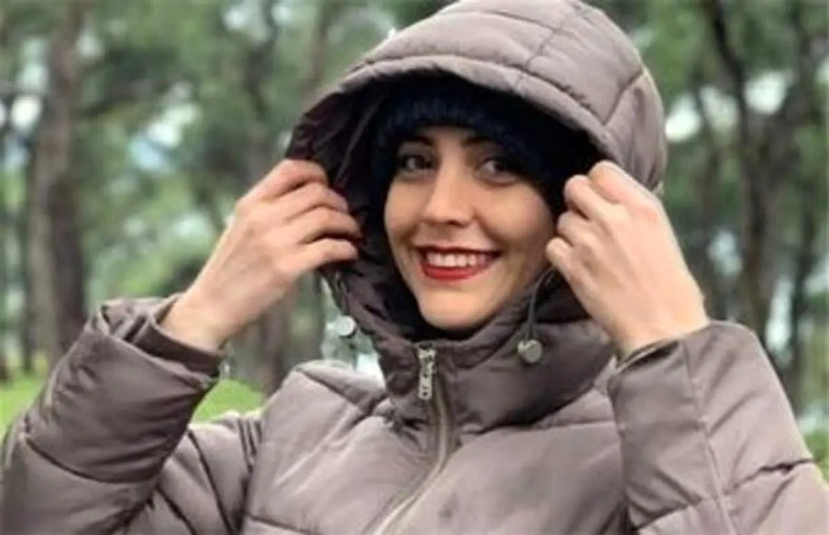 شبنم قربانی با همسرش بر سرکار جدید +عکس