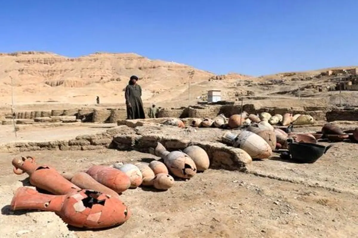 دیدنی‌های روز؛ از شهر ۳ هزار ساله مصری تا صف کپسول اکسیژن در پرو