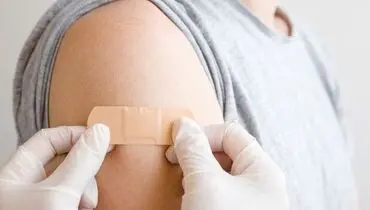 چرا بعد از تزریق واکسن بازو درد می‌گیریم؟