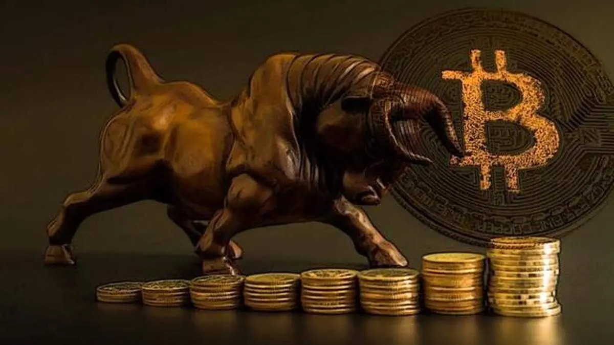 قیمت بیت کوین برای جهشی دیگر آماده میشود؟