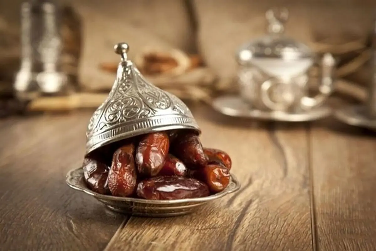 بهترین زمان خوردن خرما چه زمانی است؟