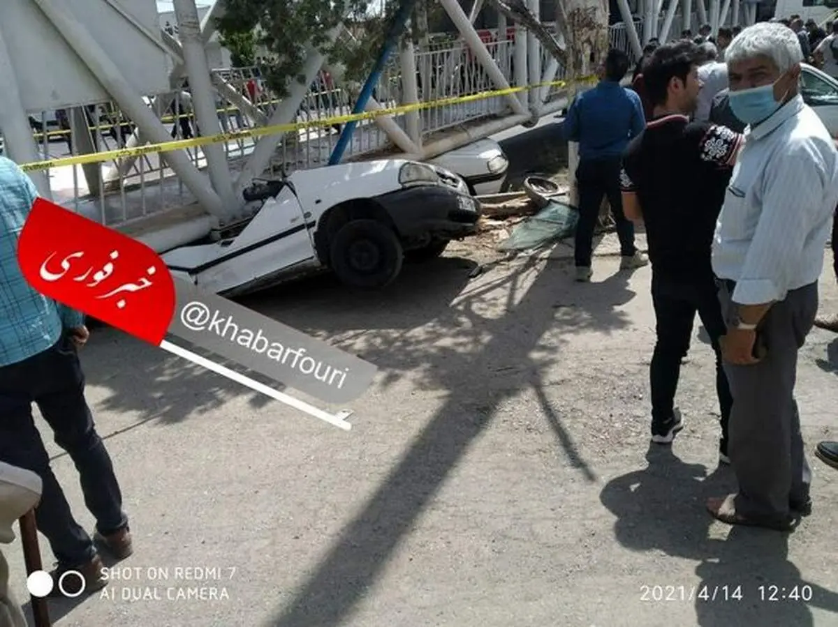 سقوط پل عابر پیاده جاده قدیم ساوه را بست! +عکس