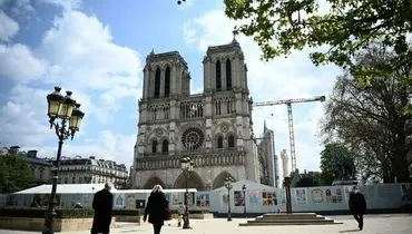 کلیسای نوتردام در پاریس پس از آتش سوزی مهیب