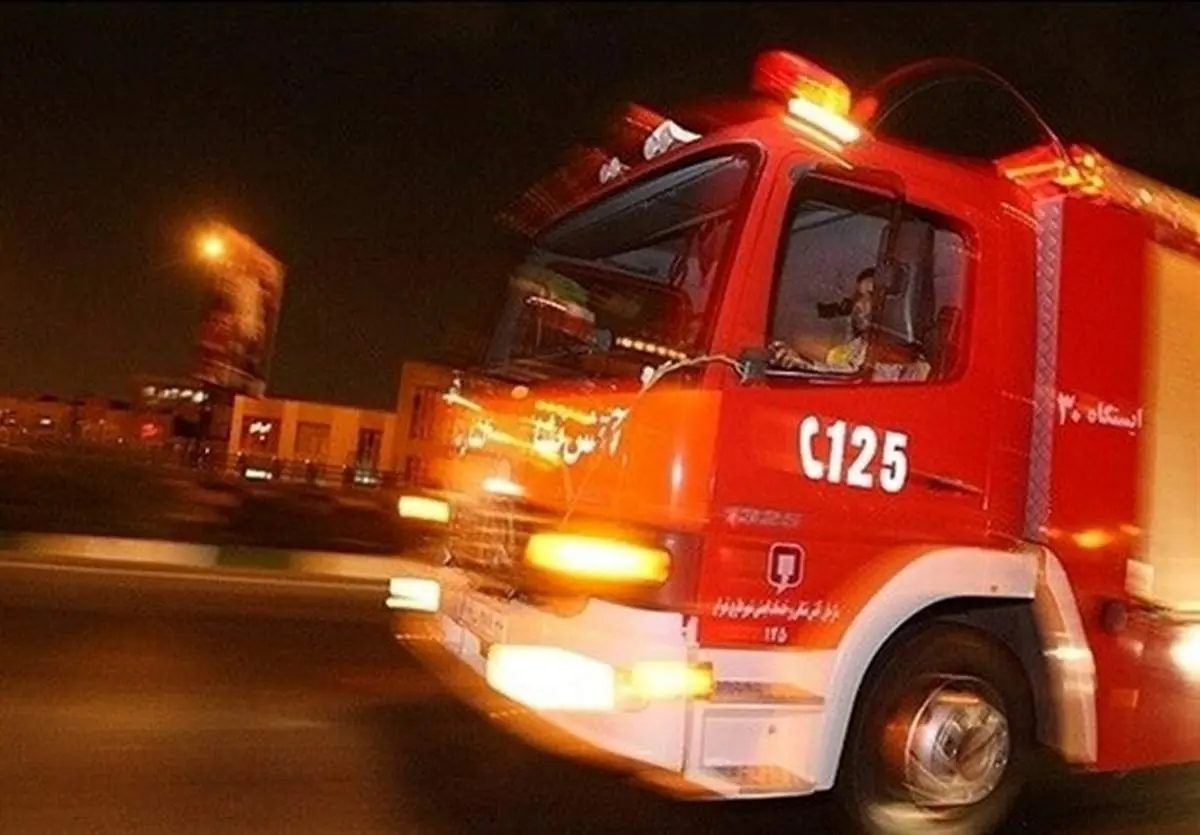 آتش سوزی در برج های مهستان/ ۳۵ نفر نجات پیدا کردند