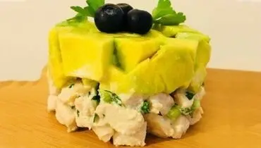 طرز تهیه سالاد مرغ و میوه با طعم کاری