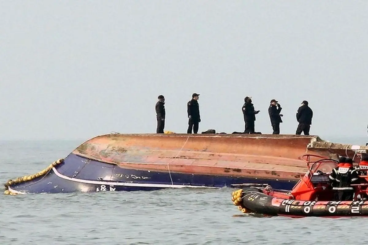 برخورد قایق با لنج در هندیجان یک کشته و پنج مصدوم برجا گذاشت