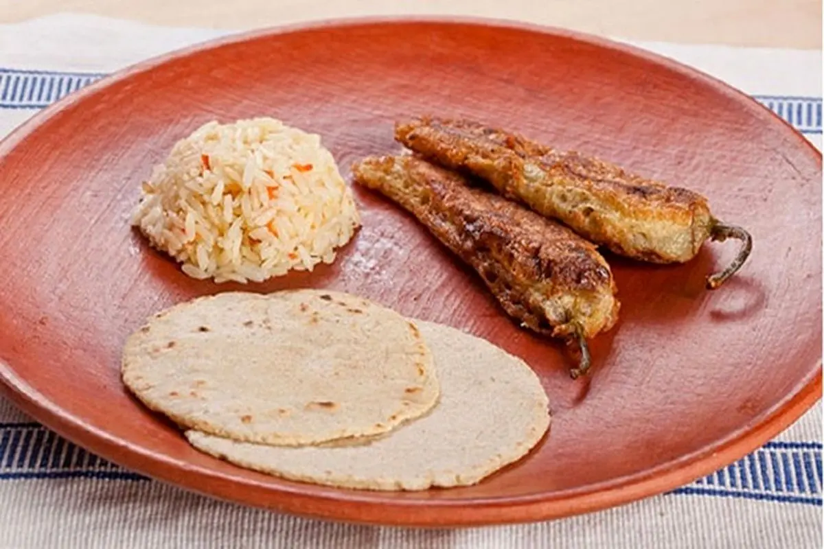 طرز تهیه فلفل شکم پر، غذای ساده مکزیکی