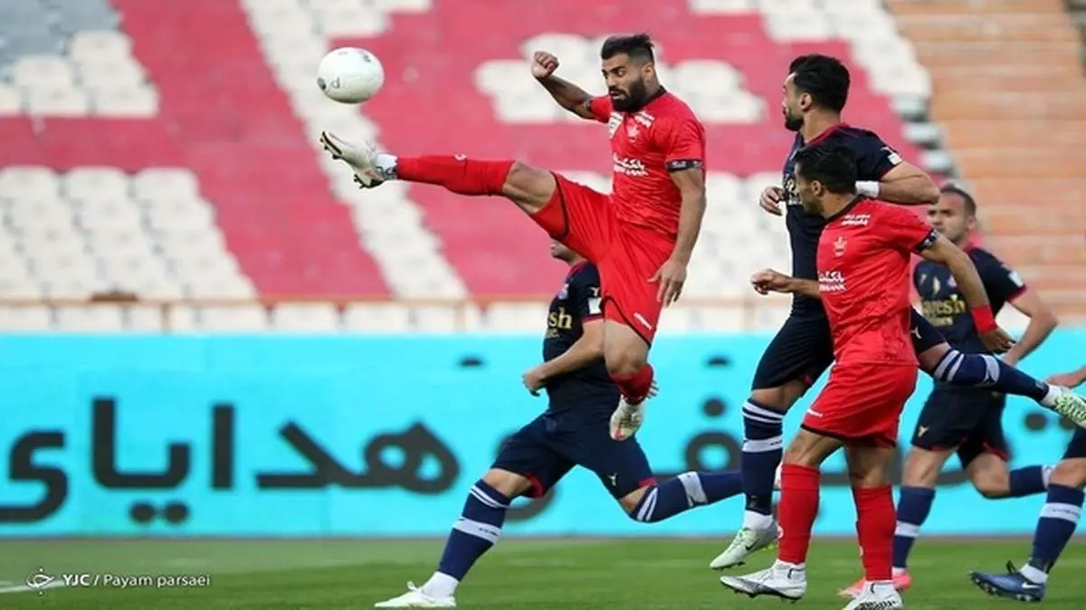 کارشناس داوری: پرسپولیس در موقعیت آفساید گل دوم را به نساجی زد
