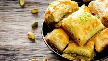 طرز تهیه باقلوای گوشت مقوی برای افطار