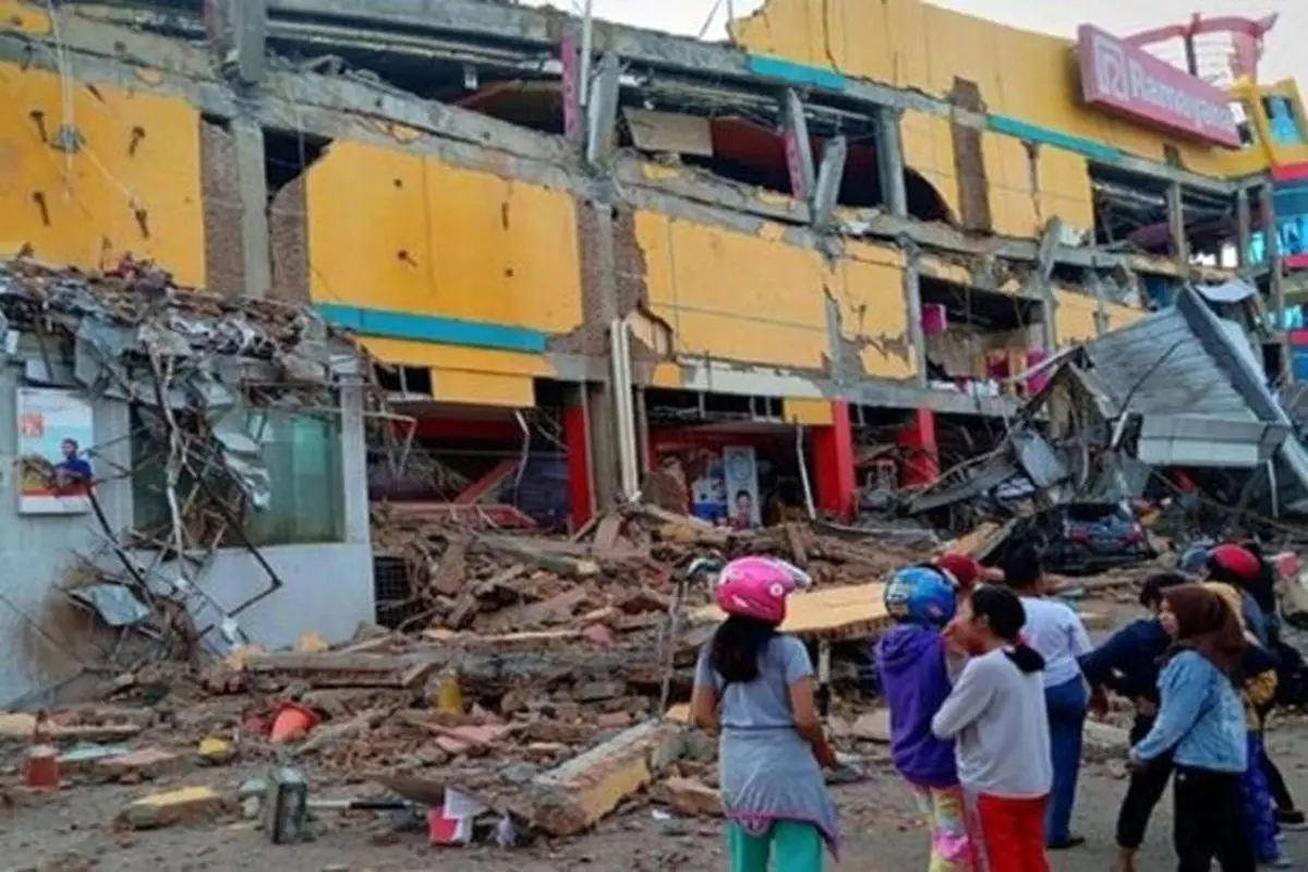 تصاویری وحشتناک از زلزله ۶ ریشتری در اندونزی+فیلم