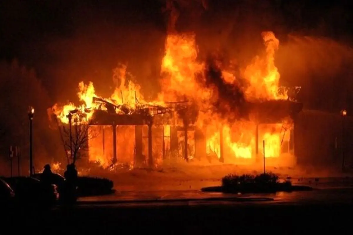 ۶ کشته و یک مصدوم در آتش‌سوزی کارگاه مبل سازی