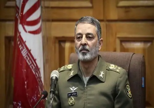 فرمانده کل ارتش: برای فرود آوردن ضربه مقتضی به اسرائیل آماده‌ایم