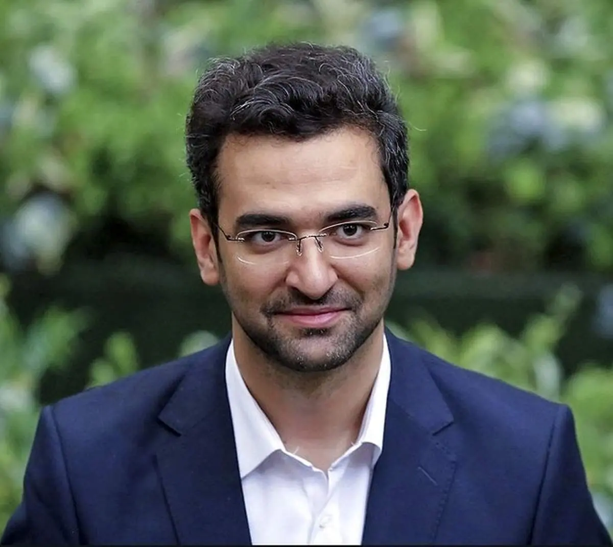 ویدیو جدید آذری جهرمی؛ دوستی صمیمی یک مرد با گوشفند+فیلم