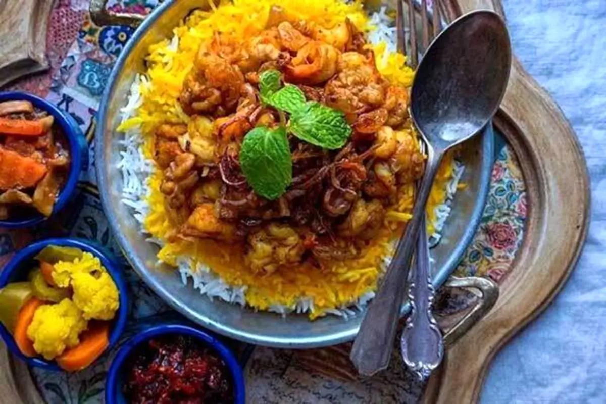 طرز تهیه رشته پلو با میگو