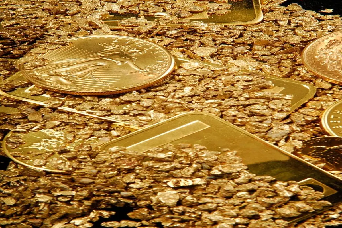 بهای سکه و طلا در بازار سیر نزولی گرفت/ قیمت دلار در بازار آزاد ۲۳ هزار و ۸۵۰ تومان +فهرست قیمت انواع سکه و طلا+فیلم