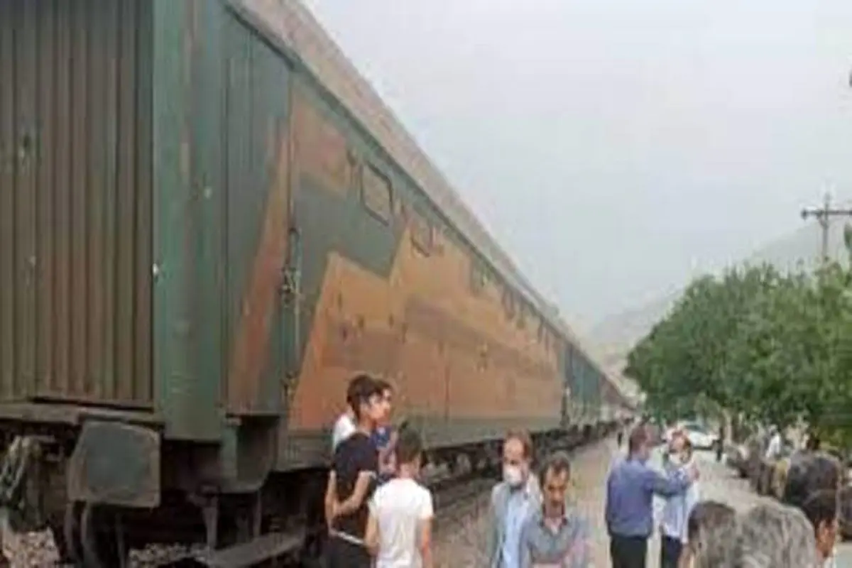 تصادف قطار با ال۹۰ در شهر قدس تهران