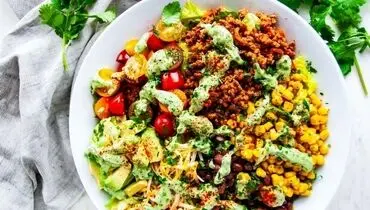 طرز تهیه سالاد تاکو بوقلمون متفاوت