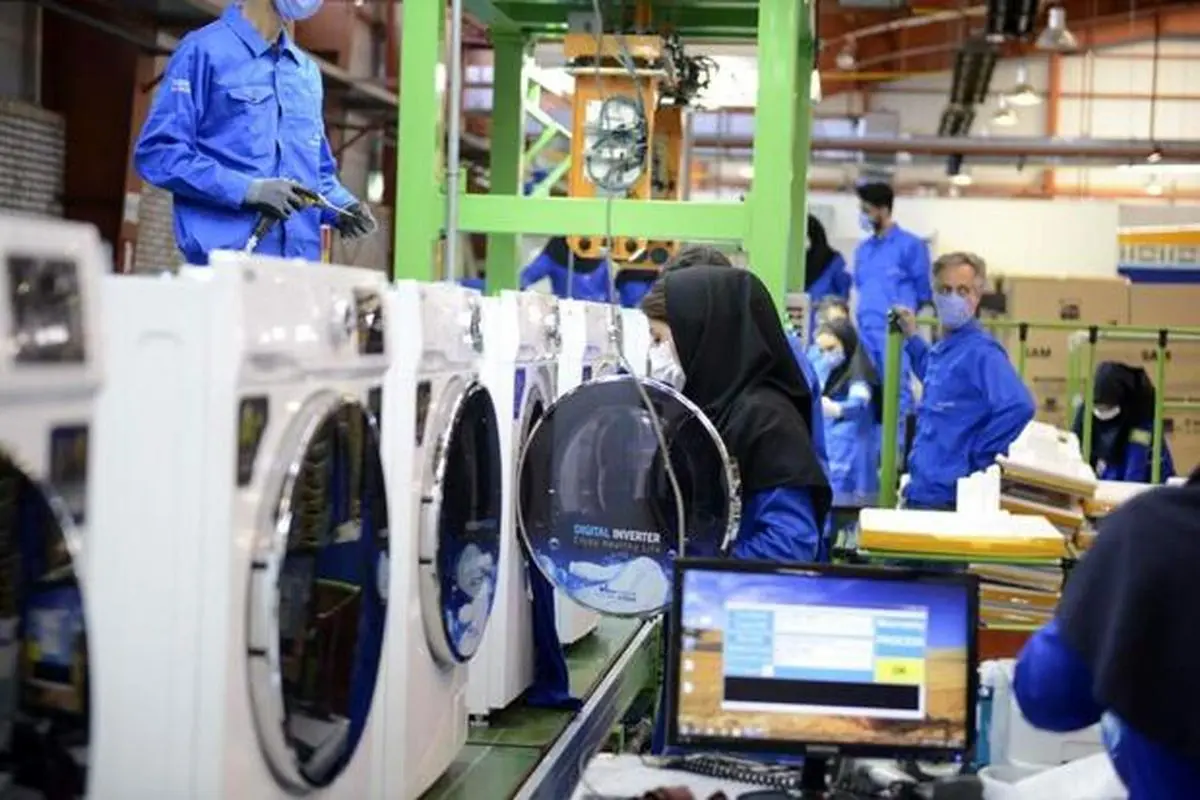 از ماشینهای لباسشویی سام در خطوط تکوین الکترونیک رو نمایی شد
