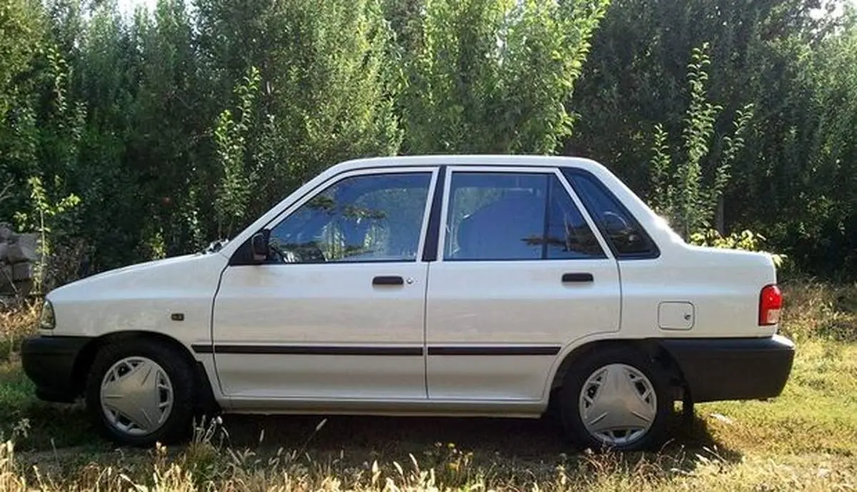 انحراف مرگبار پراید به دلیل لغزندگی جاده+فیلم