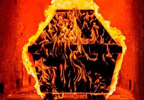 کشف شگفت‌انگیز تابوت 2300 سالۀ 12 پایه در هند + عکس
