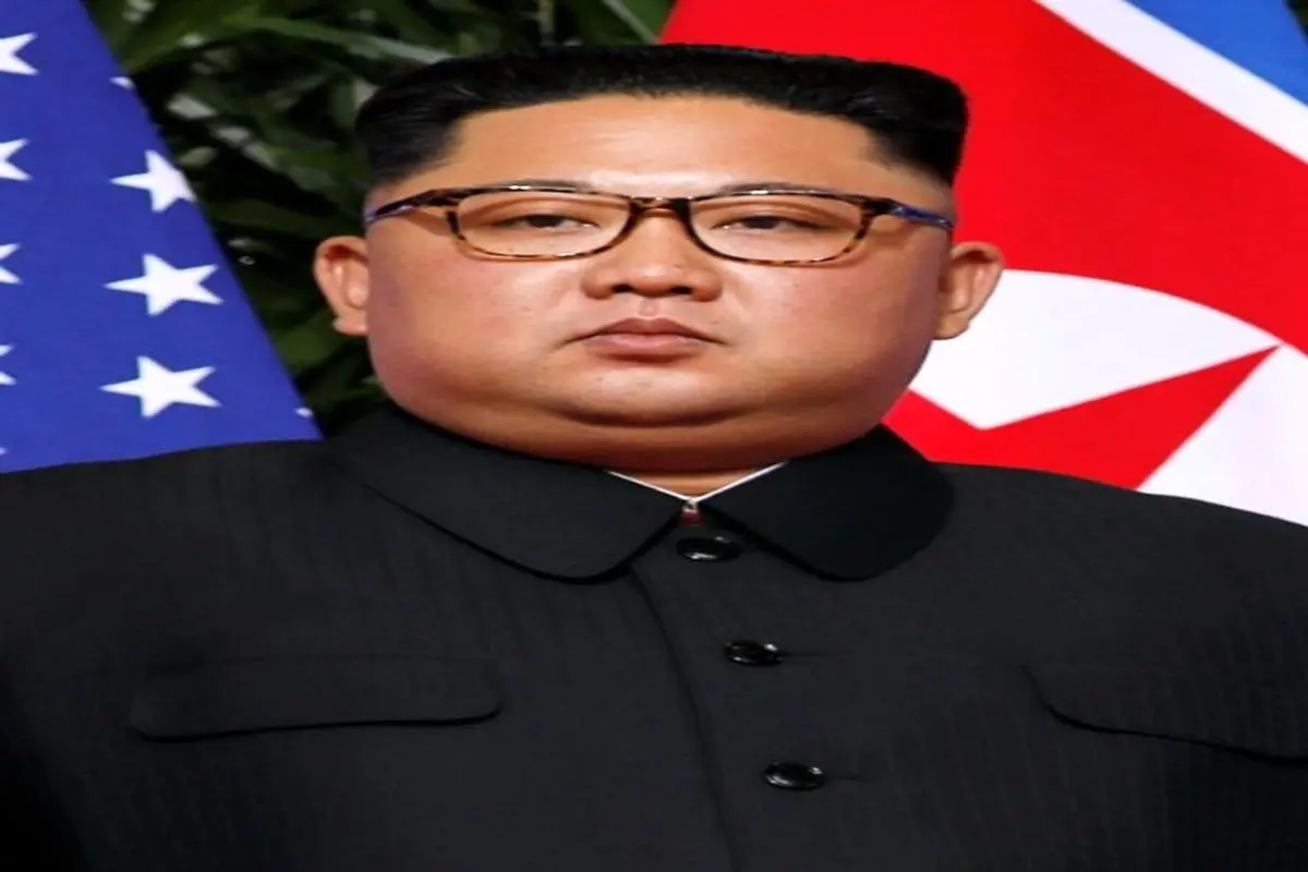 حضور جنجالی رهبر کره شمالی و همسرش در یک نمایش بدون ماسک+عکس