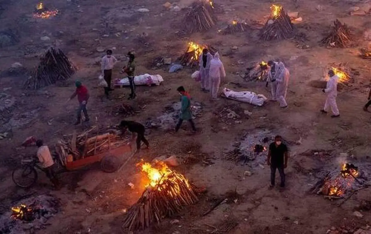 ۹۹۲۴ فوتی و ۷۲۷ هزار ابتلای جدید /وخامت حال بیش از ۱۱۰ هزار بیمار کرونایی در جهان