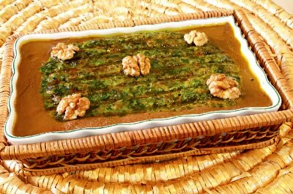 طرز تهیه‌ کو‌کو فسنجان، یک کوکوی مقوی