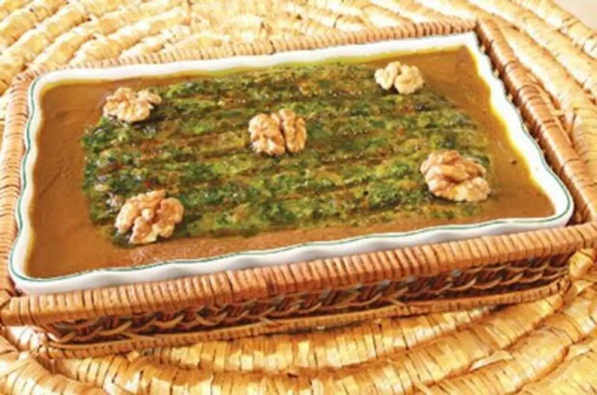 طرز تهیه‌ کو‌کو فسنجان، یک کوکوی مقوی