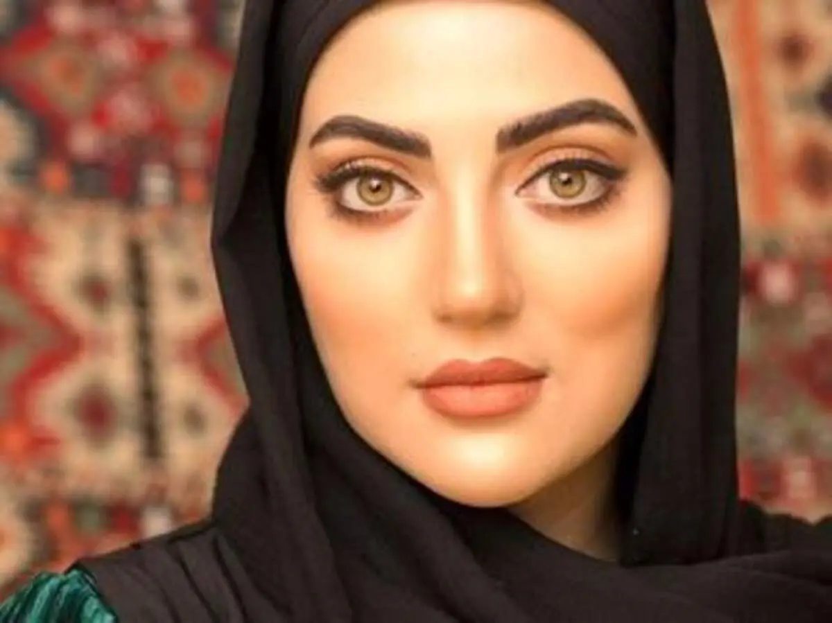 مانتوی خاص و محشر هلیا امامی +عکس