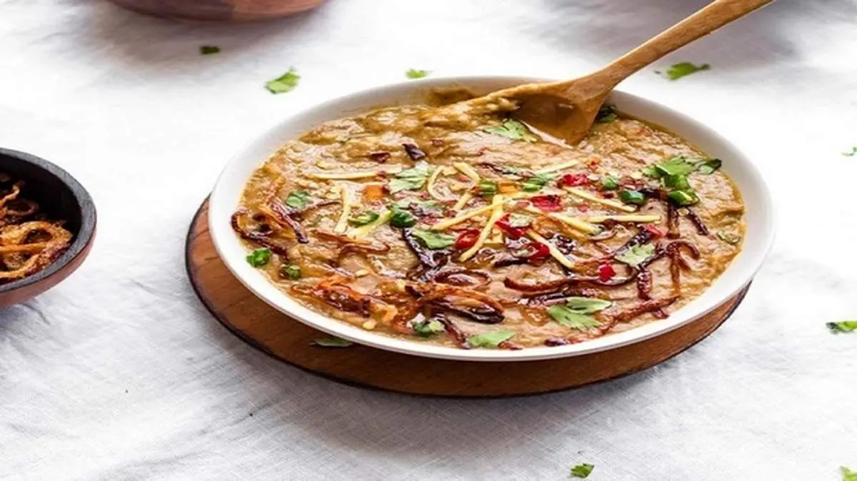 طرز تهیه حلیم لوبیا چیتی خوشمزه برای افطار