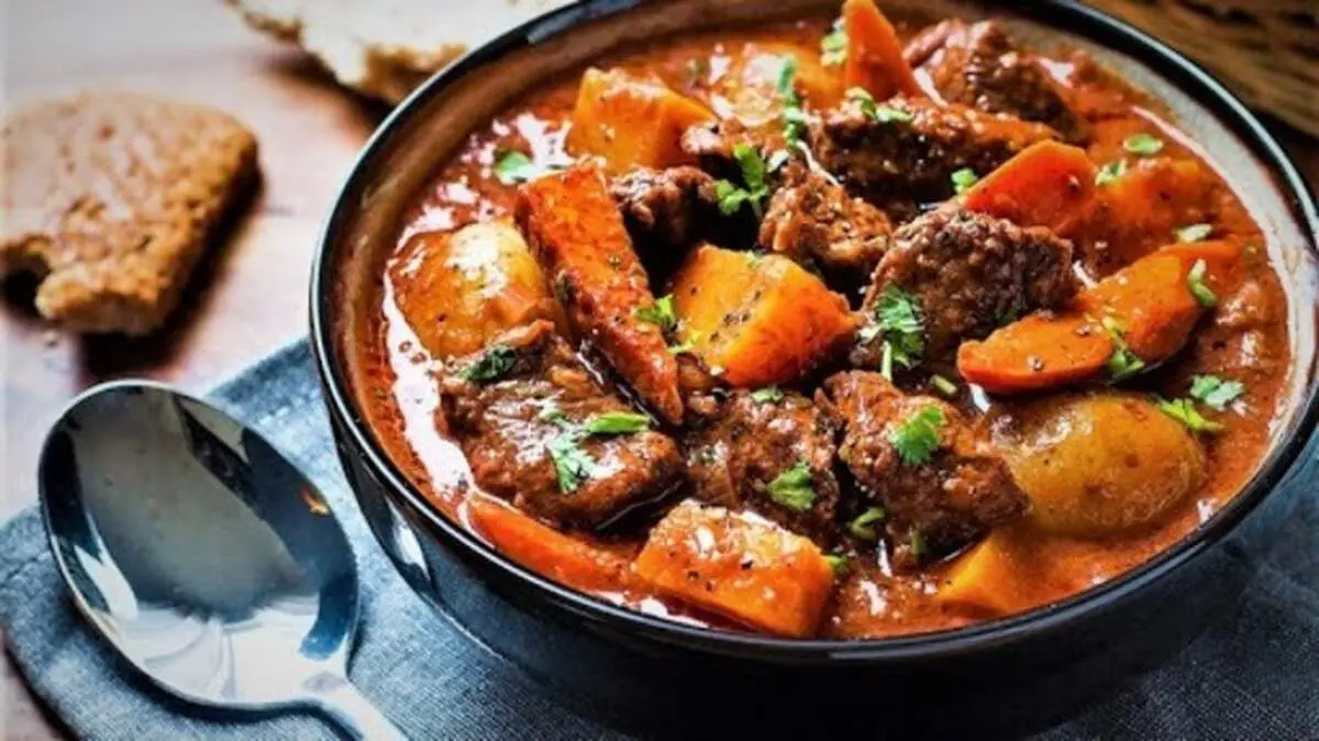 طرز تهیه خورشت هویج با طعمی باورنکردنی