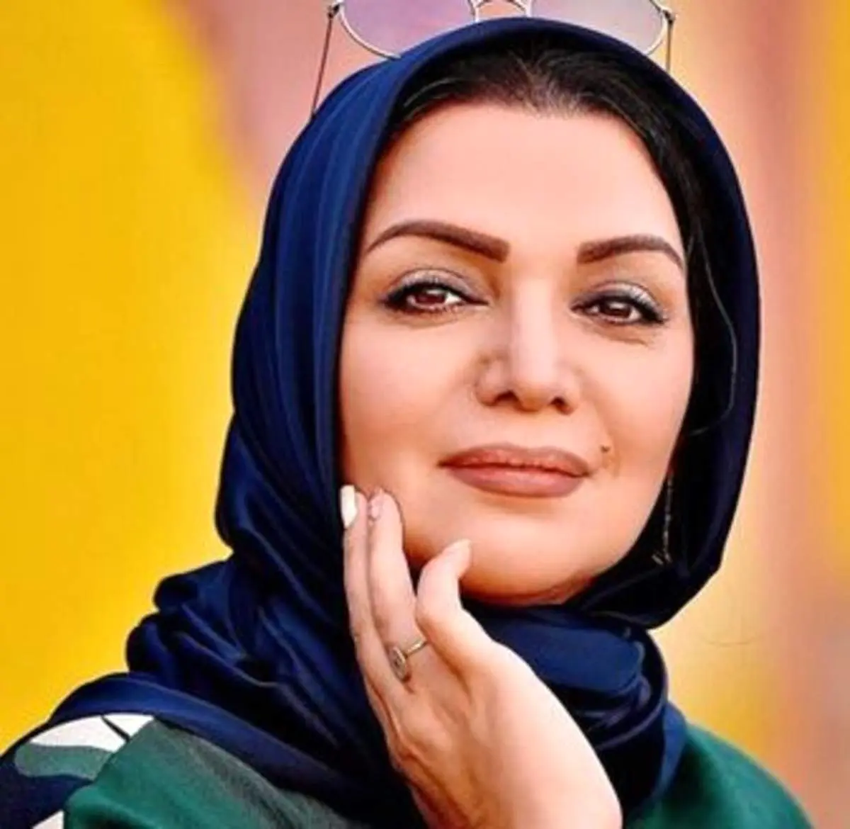 الهام پاوه نژاد در آغوش مادرش +عکس