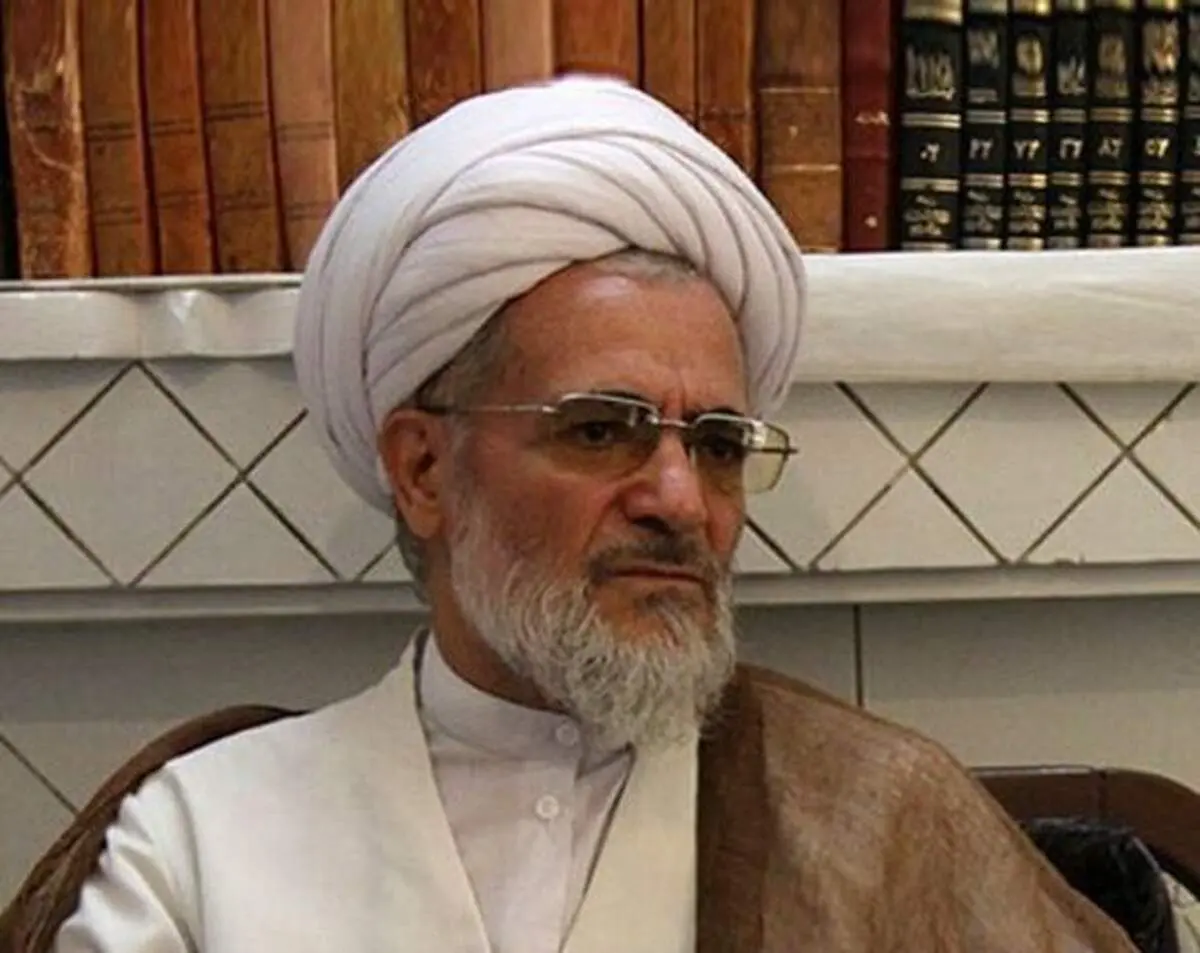 آیت‌الله بیات زنجانی واکسن کرونا تزریق کرد + عکس