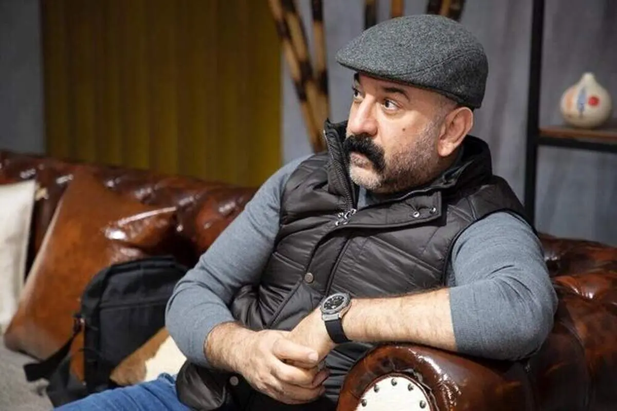 دکتر هاشمیان: علیه انصاریان توطئه کردند!/ من هرگز به سهم خودم آنها را نمی‌بخشم