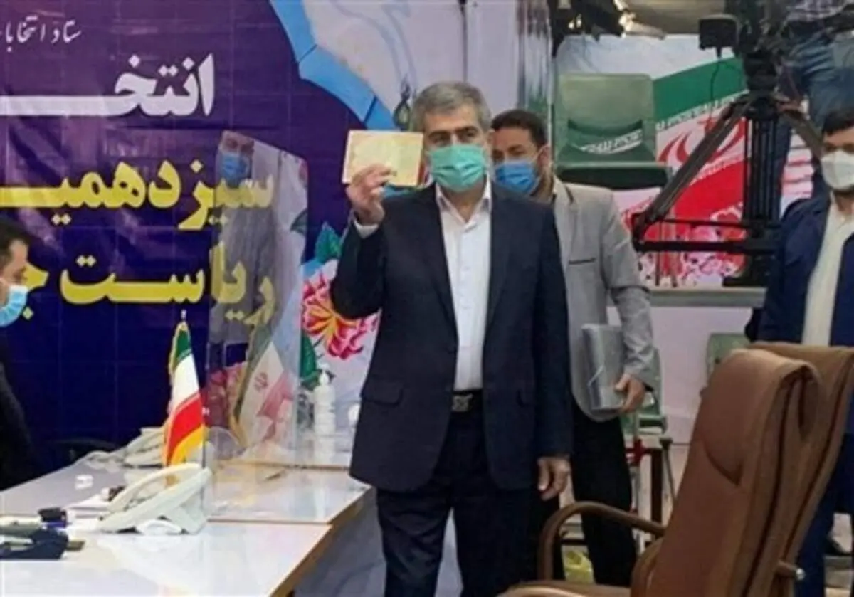 فریدون عباسی: نیامده‌ام تا به نفع کسی کنار بروم+ ویدئو