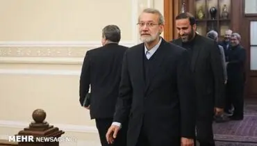 تماس تلفنی لاریجانی با مراجع تقلید قم پیش از کاندیداتوری