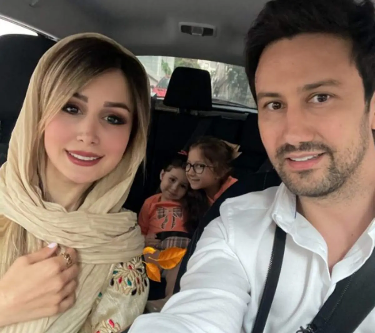 سلفی خانواده استخری در روز عید + عکس