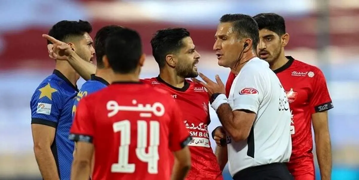 درگیری زشت بازیکنان پرسپولیس و استقلال در پایان بازی+ فیلم