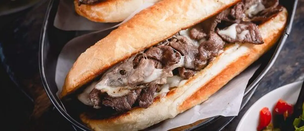 طرز تهیه ساندویچ پنیر استیک خوشمزه