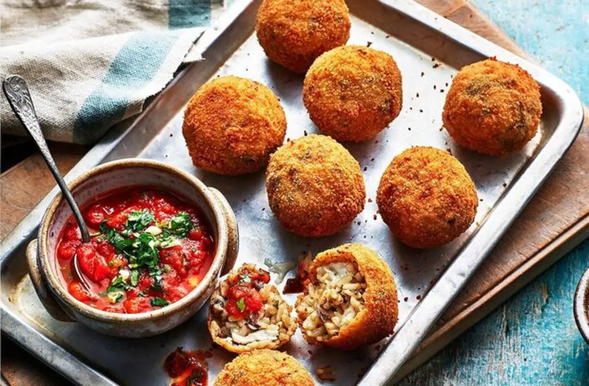 طرز تهیه آرانچینی با سس مارینارا، فینگرفود خوشمزه