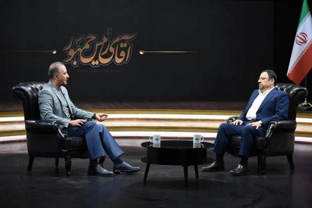 تصاویر پشت صحنه گفتگوی پارسینه با ابوالحسن فیروزآبادی در برنامه «آقای رئیسجمهور»