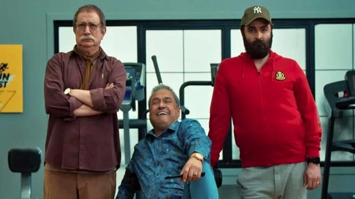 اعتراض بینندگان، باعث حذف ۶ قسمت از سریال رامبد جوان شد