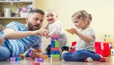 بازی با کودکان یکی از راه‌های تربیتی سالم