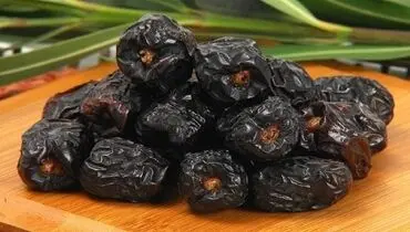 خواص شگفت انگیز خوردن ۳ خرما در روز!