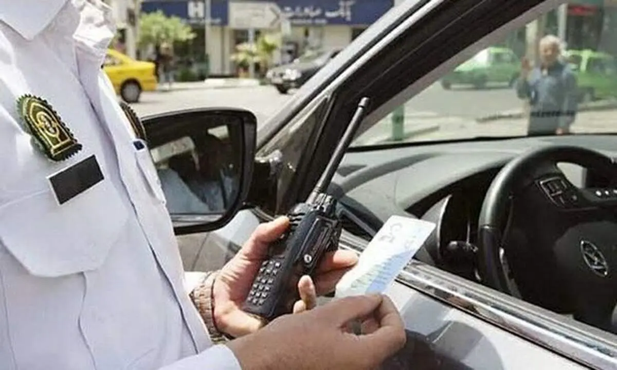 زیرکی پلیس بابلی که گوشی موبایل را به دست صاحبش می رساند + فیلم
